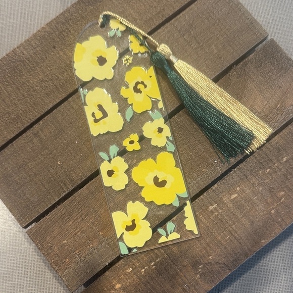 None Other - Floral Bookmark with Tassel